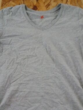 Hanes Light Gray V-Neck Short Sleeve Tee